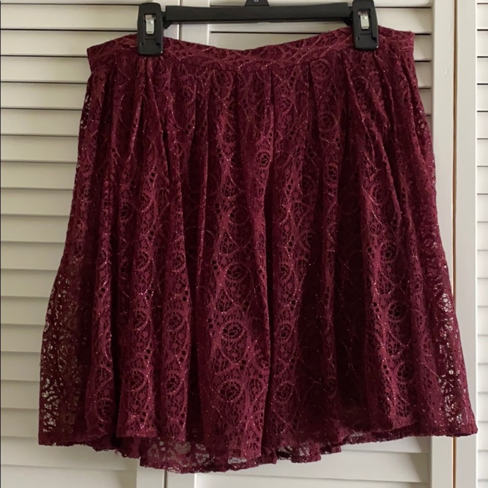 Sparkle-Lace Maroon Skirt